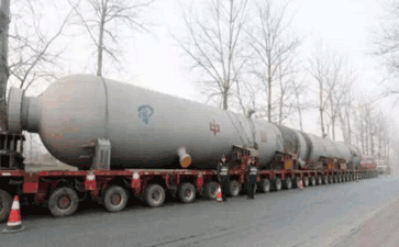 七百多噸重的大件從鐘祥運(yùn)輸?shù)角G門，談何容易？